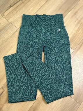 Gymshark Adapt Animal Seamless Leggings in Reef/Winter Teal